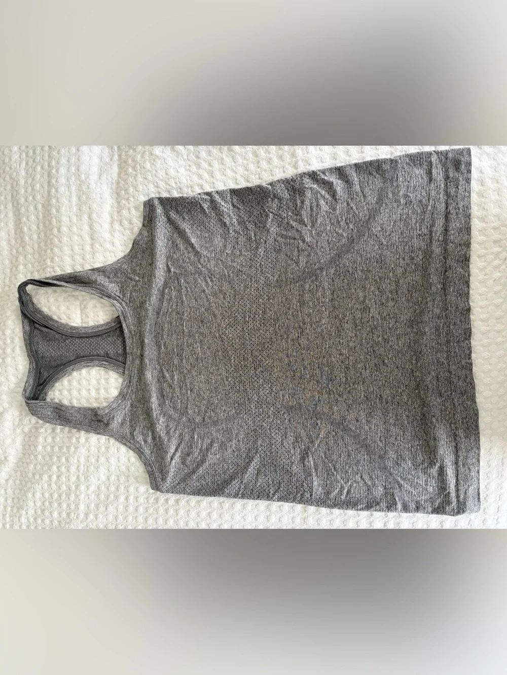 lululemon athletica Heather Gray Swiftly Tech Racerback Tank - hip length